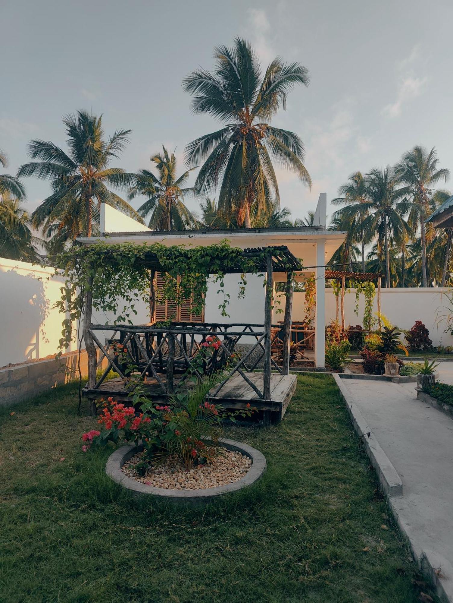 Mafia Island Bungalows Utende Buitenkant foto